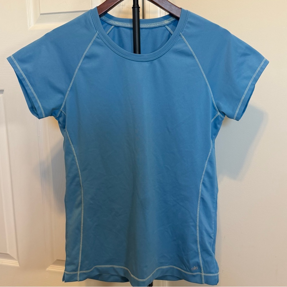 ALO Yoga Sky Blue Short Sleeve Tee, M